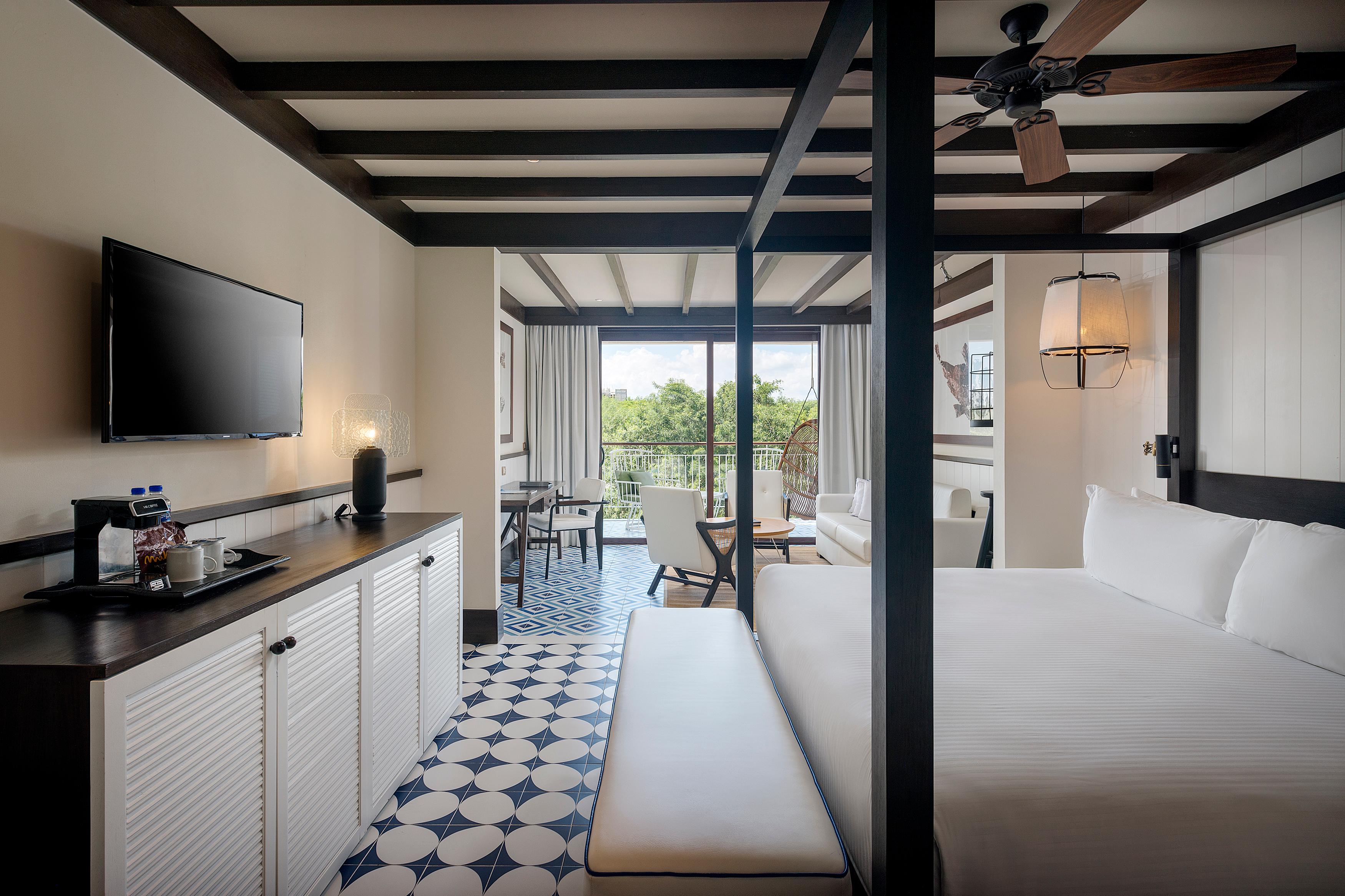 Suite, Garden View