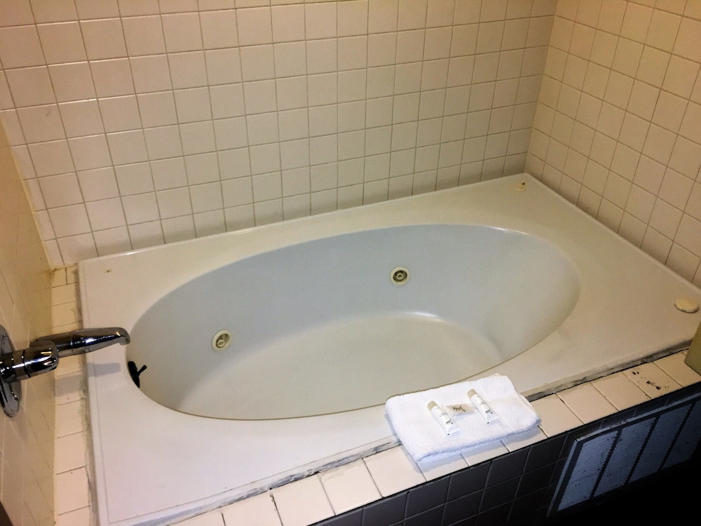 Haven Inn Suites 30/37