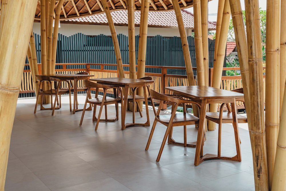Putri Ayu Cottages 51/63