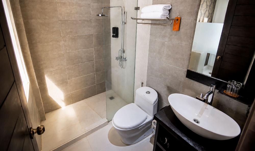 The Visala Boutique Suites Seminyak 40/41