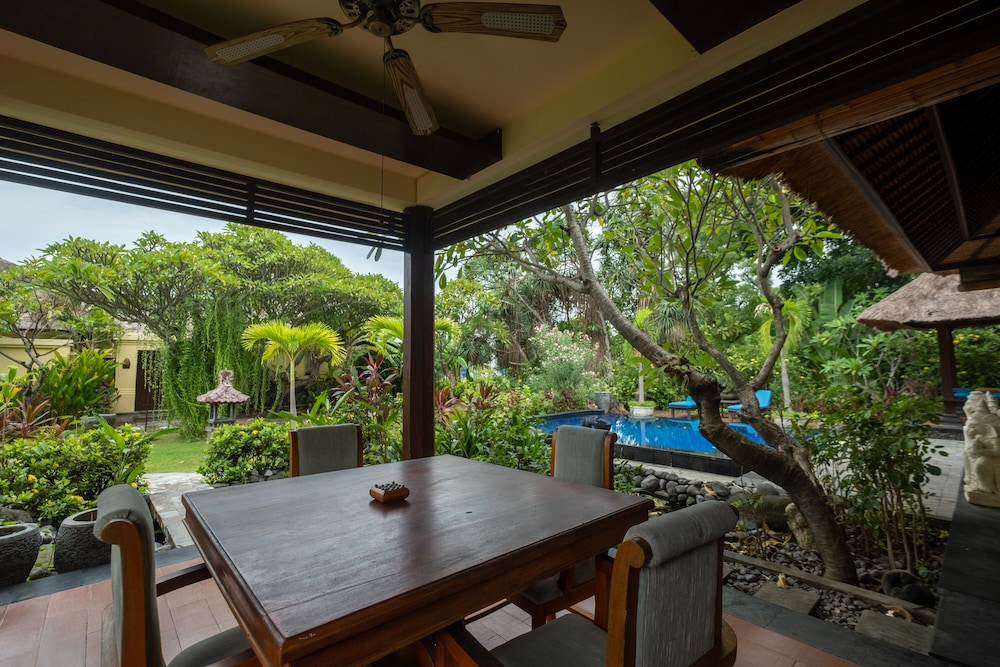 Amertha Bali Villas 35/50