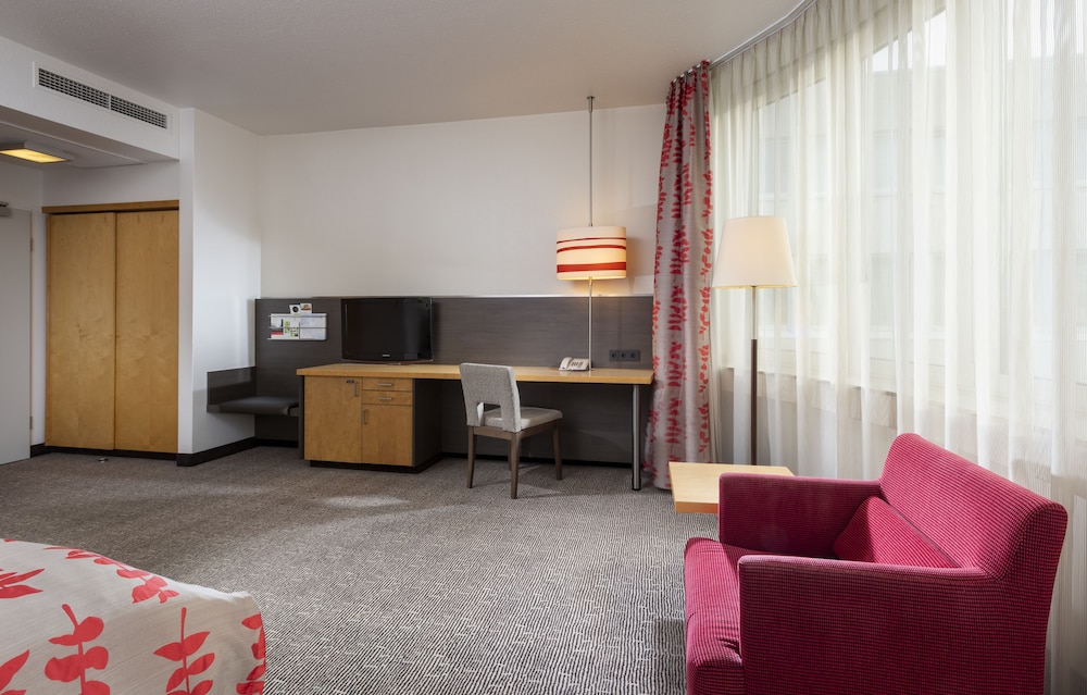 Holiday Inn Frankfurt Airport Neu Isenburg 8/55