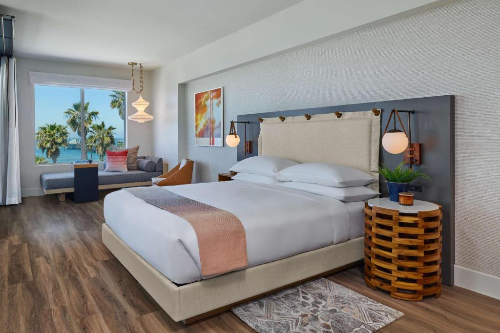 1 Bedroom, Dreamscape, Suite, King Bed, Ocean Front, Accessible