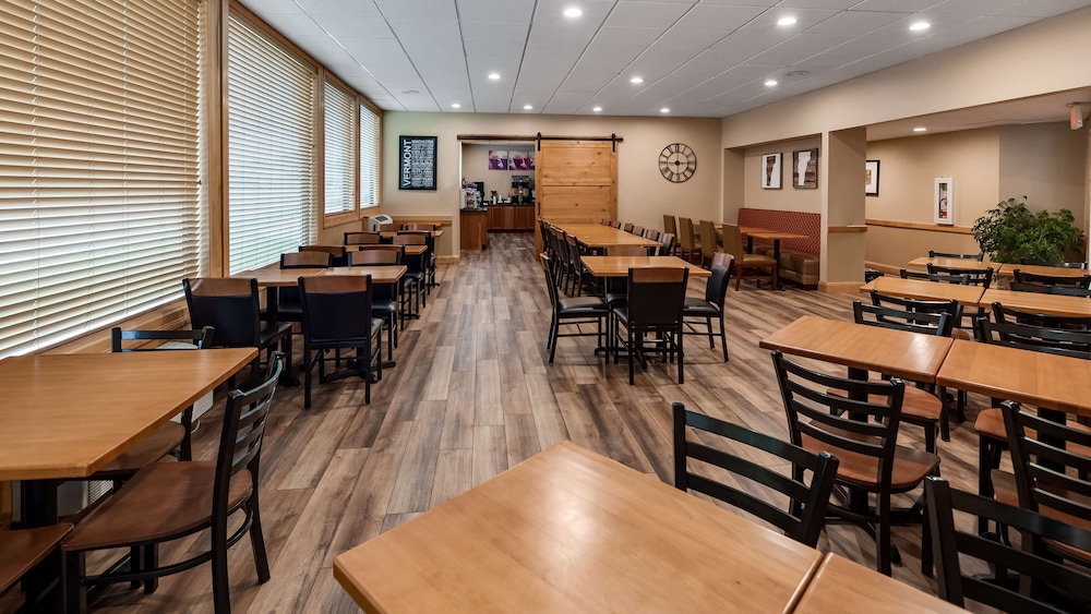 Best Western Plus Windjammer Inn & Conference Center 39/46