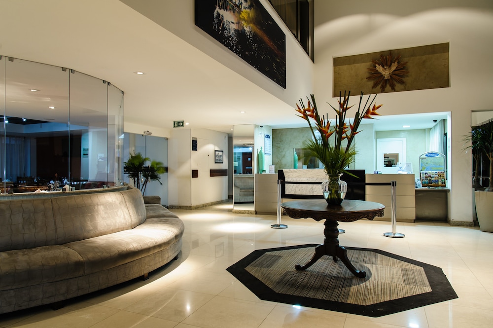 Del Canto Hotel 7/62