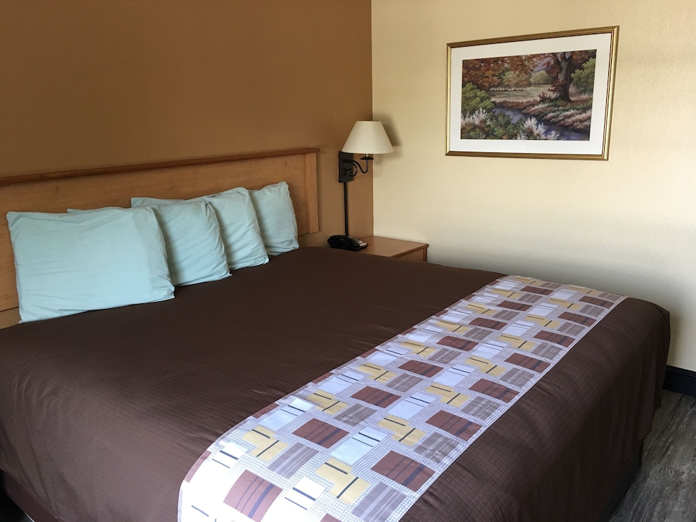 Home Town Inn Soddy Daisy 13/32