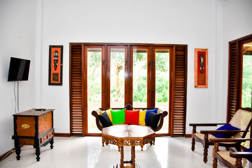 Sri Kandyan Bungalow 34/42