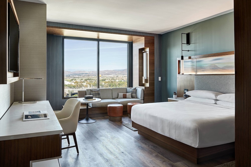 MARRIOTT IRVINE SPECTRUM 14/50