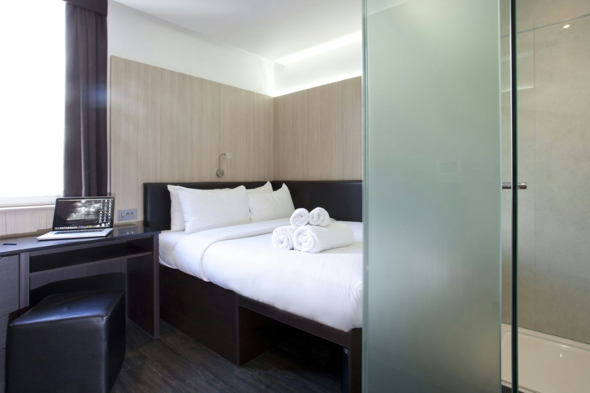 Z Hotel Victoria 5/19