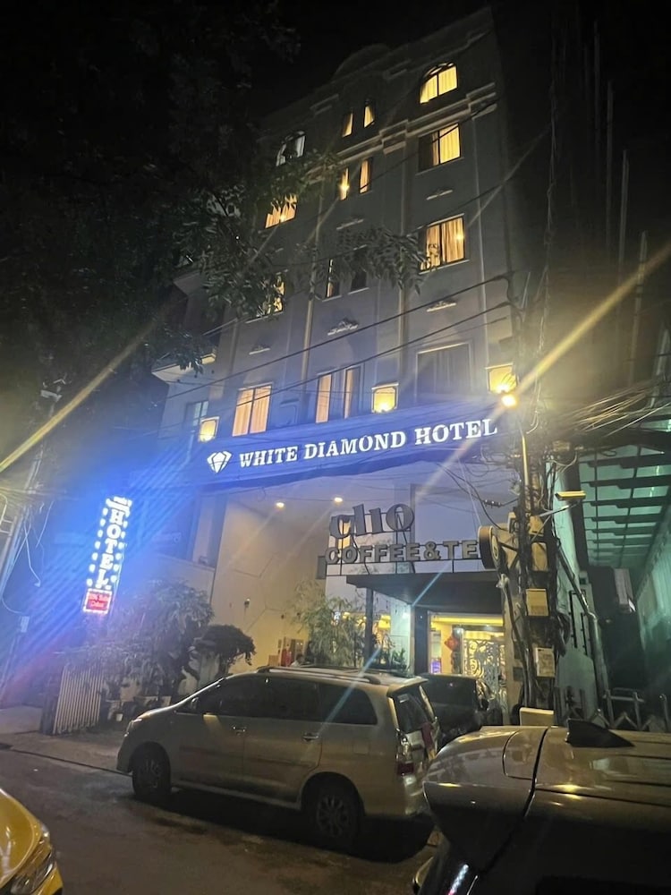 White Diamond Hotel - Airport 4/50