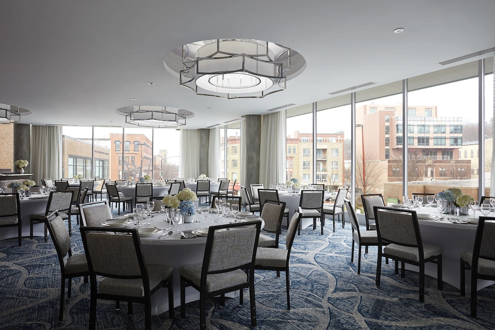 Ithaca Marriott Downtown On the Commons 31/41