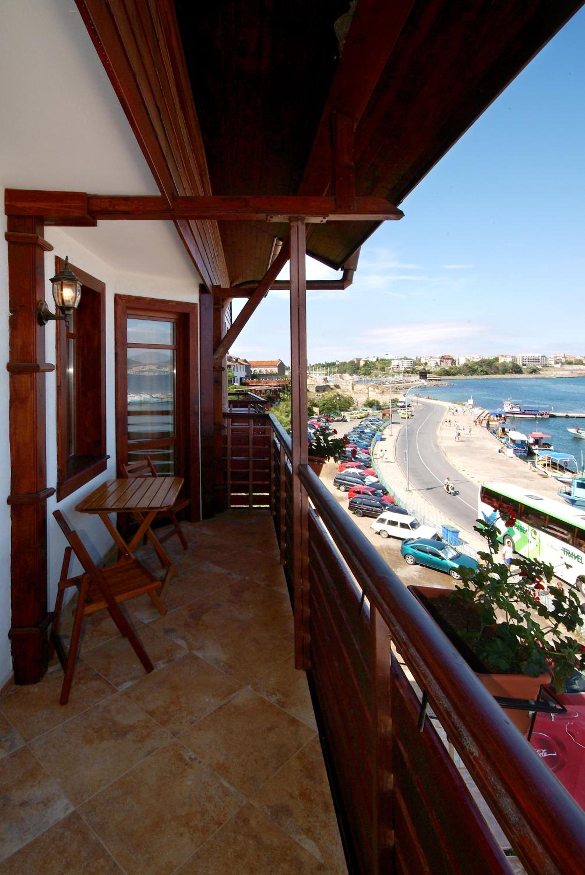 Hotel Saint Nikola 8/18