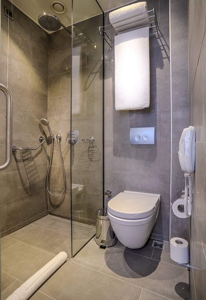 Tav Airport Hotels Izmir 5/46