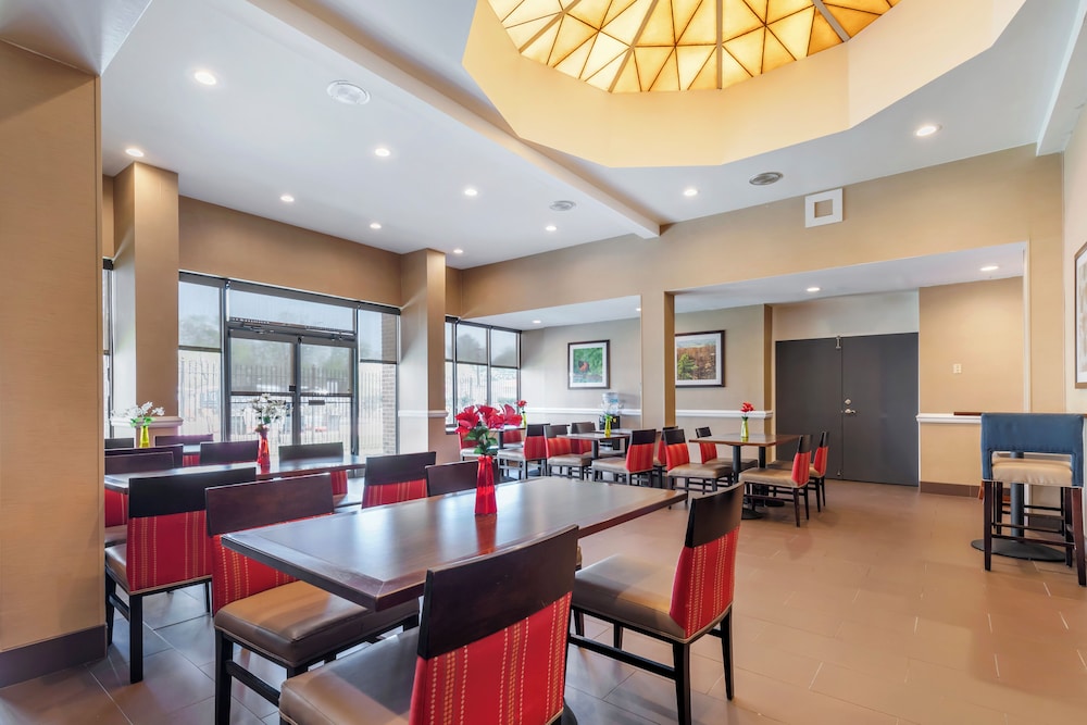 Comfort Inn and Suites Aberdeen Near Apg 35/49