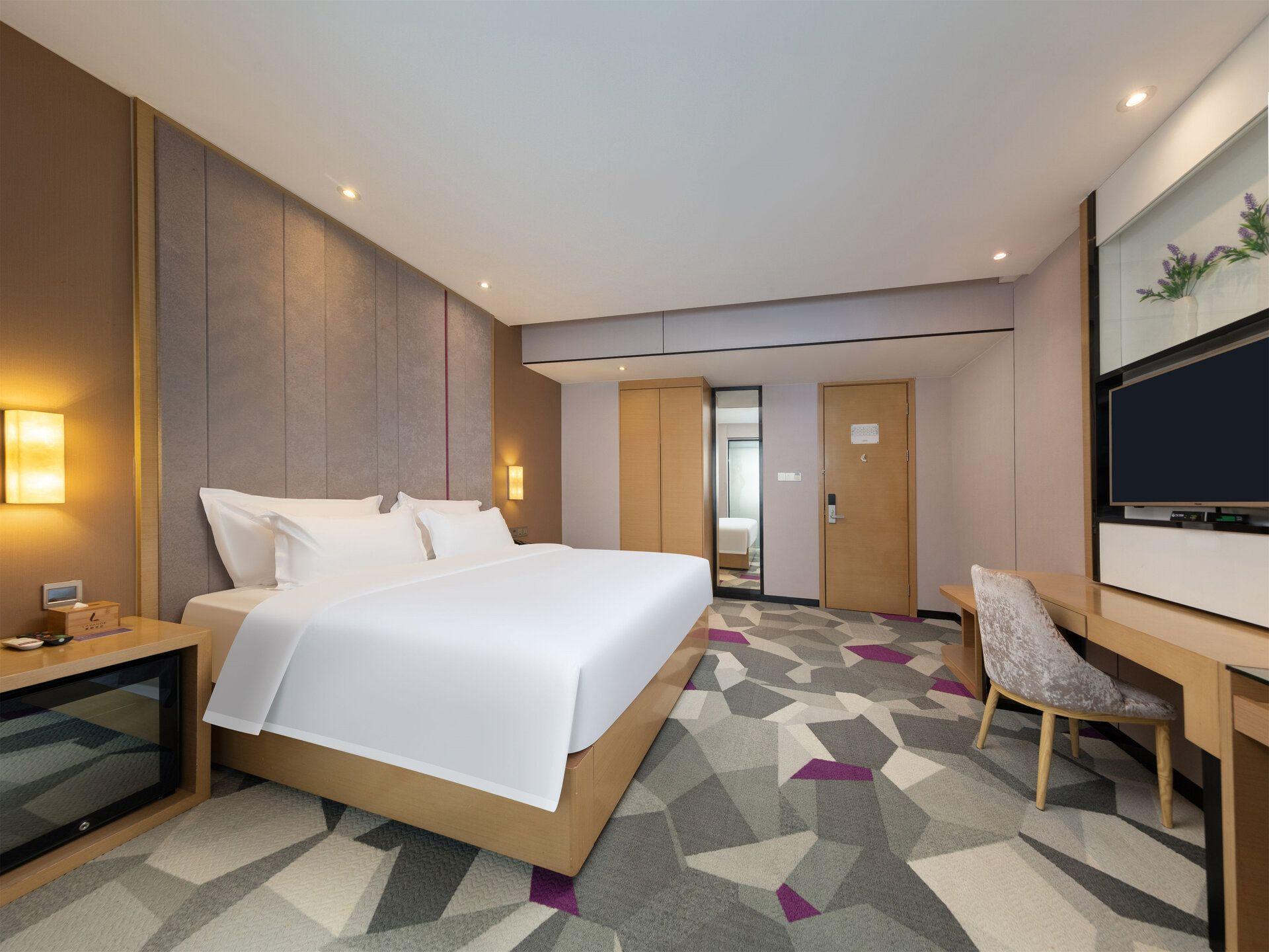 Lavande Hotel (Jiangmen Yingbin Avenue) 8/42