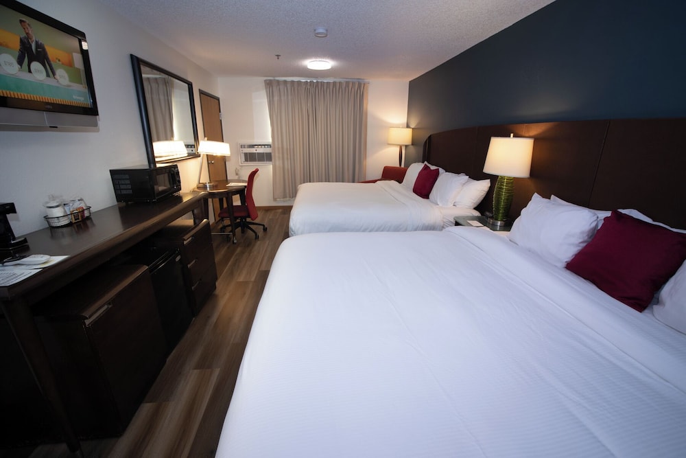 Alliance Hotel & Suites, a Howard Johnson by Wyndham 15/58