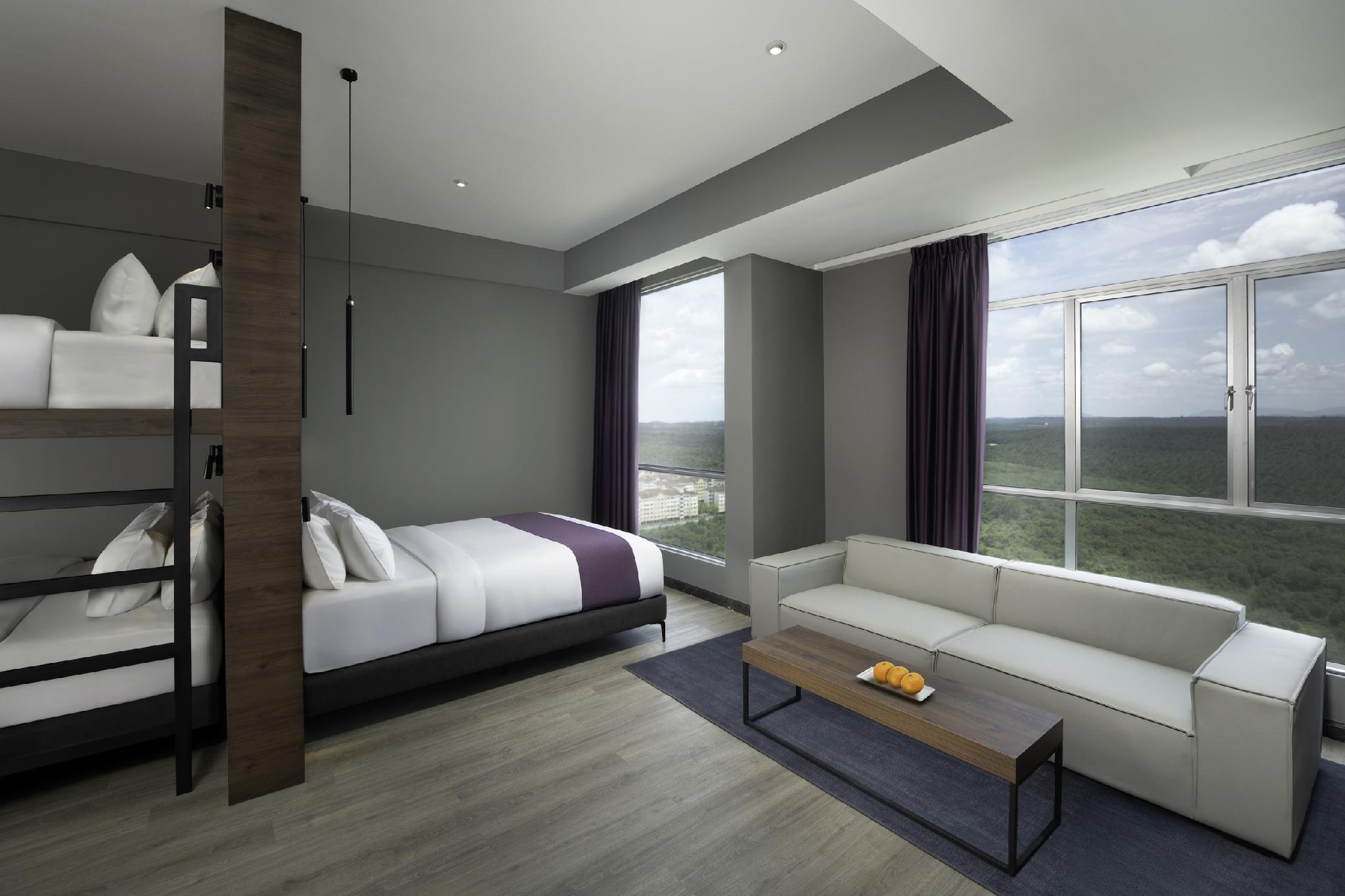 Family, Bunk Bed, Queen Bed, Forest View