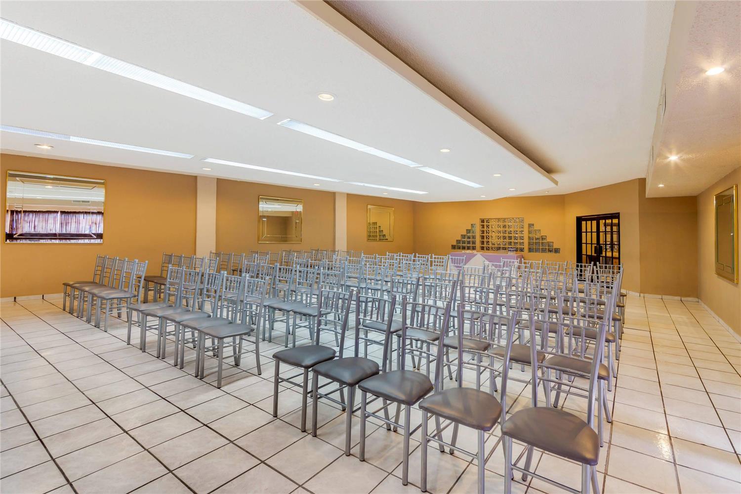 Quality Inn Piedras Negras, COA 13/23