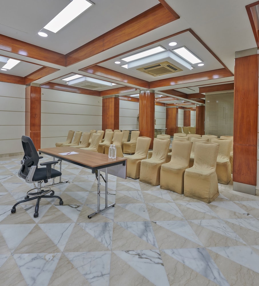 Hotel Residency Andheri 52/55