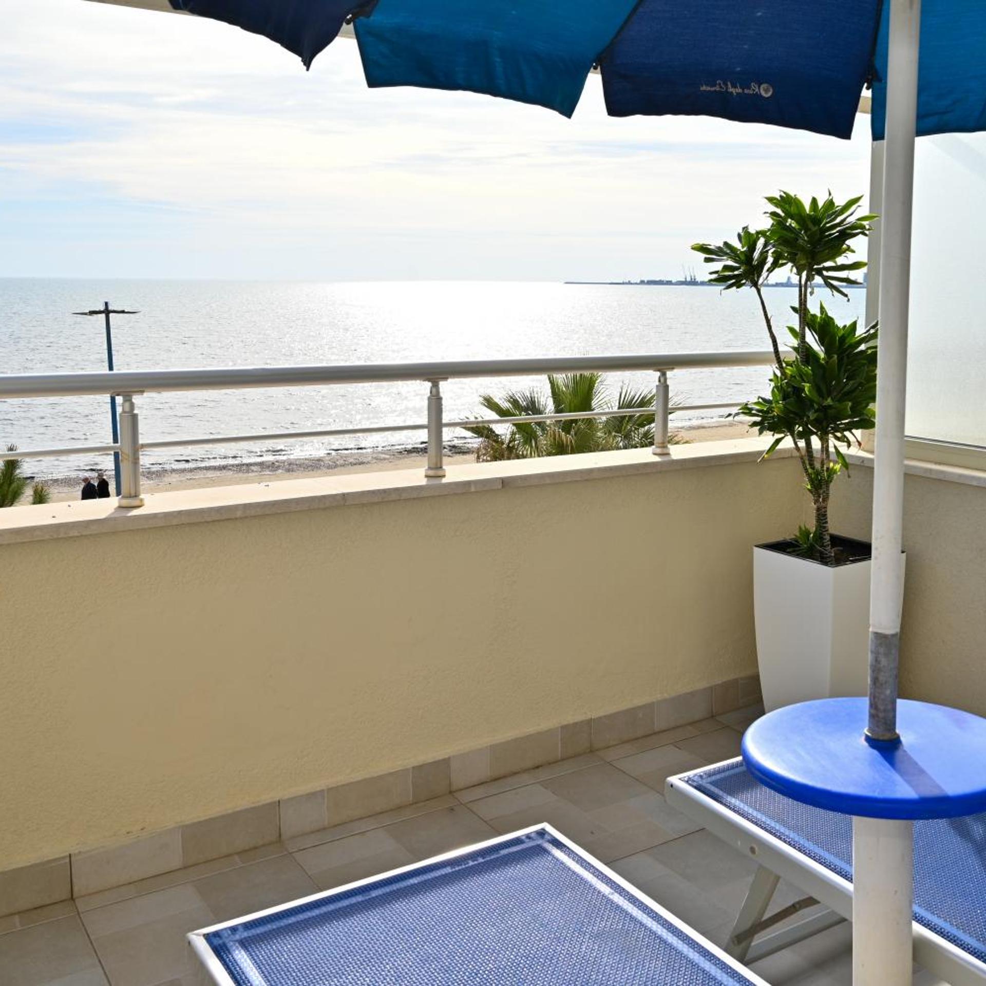 Hotel Zanzi 35/60