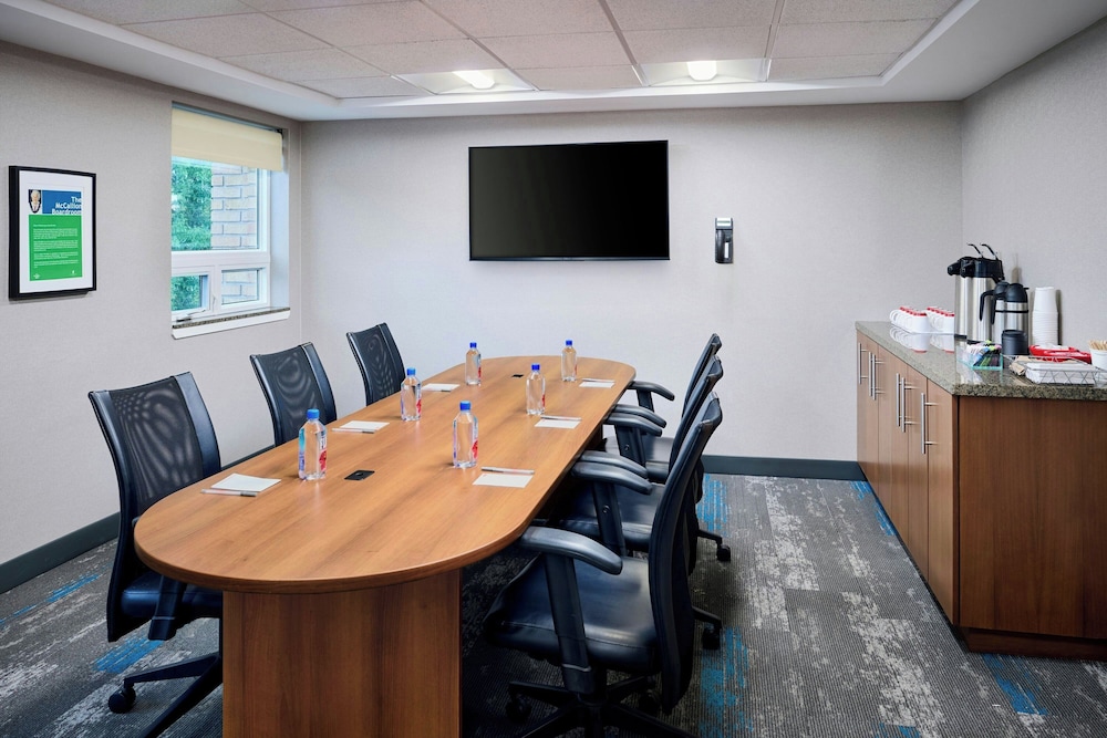 TownePlace Suites by Marriott Mississauga – Airport Corporate Centre 52/63