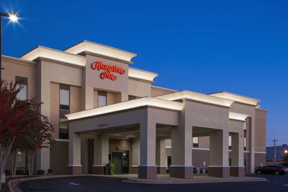 Hampton Inn by Hilton Troy 1/43