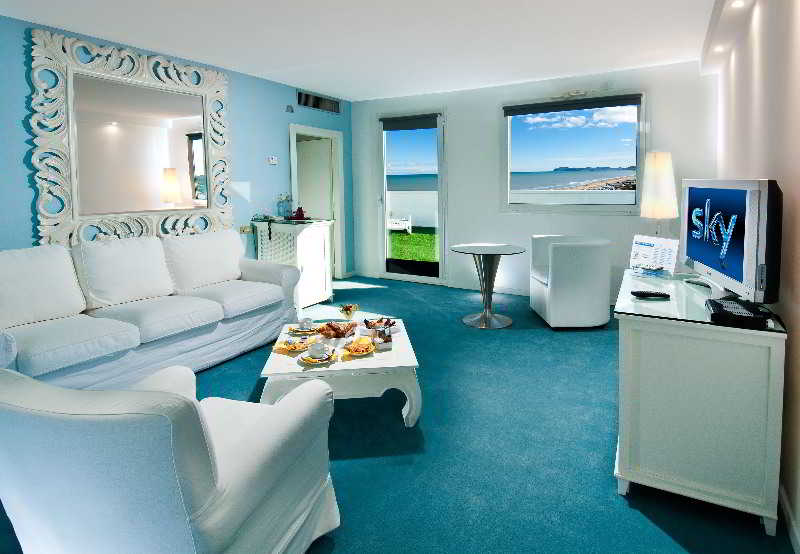 Mediterraneo Hotel Riccione 15/20