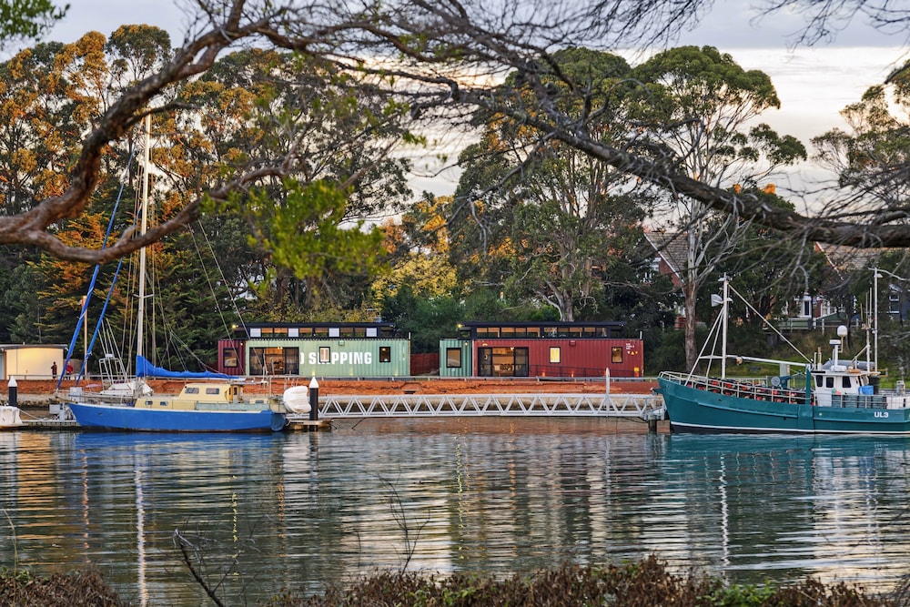 Coastal Pods Wynyard 22/25