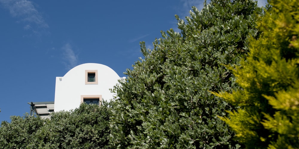 Anthonas Apartments 26/35