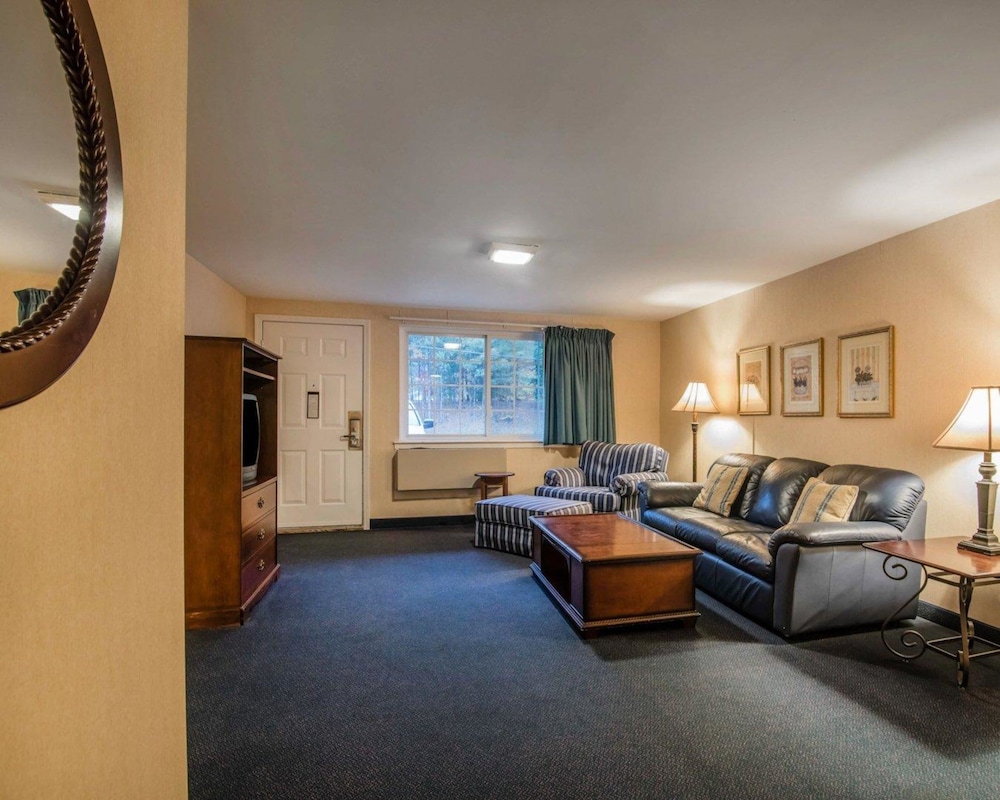 Align Inn Vermont (ex Quality Inn At Quechee Gorge) 33/40
