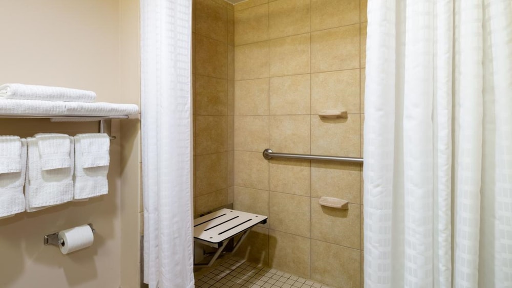 Candlewood Suites New Iberia 13/55