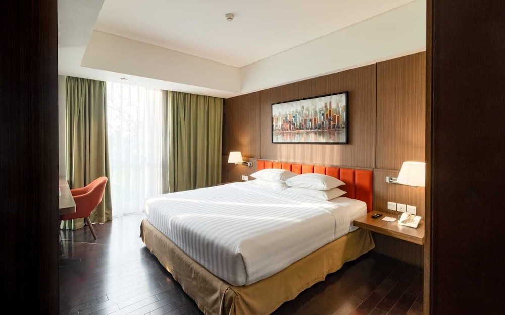 SOLL MARINA HOTEL SERPONG 25/64