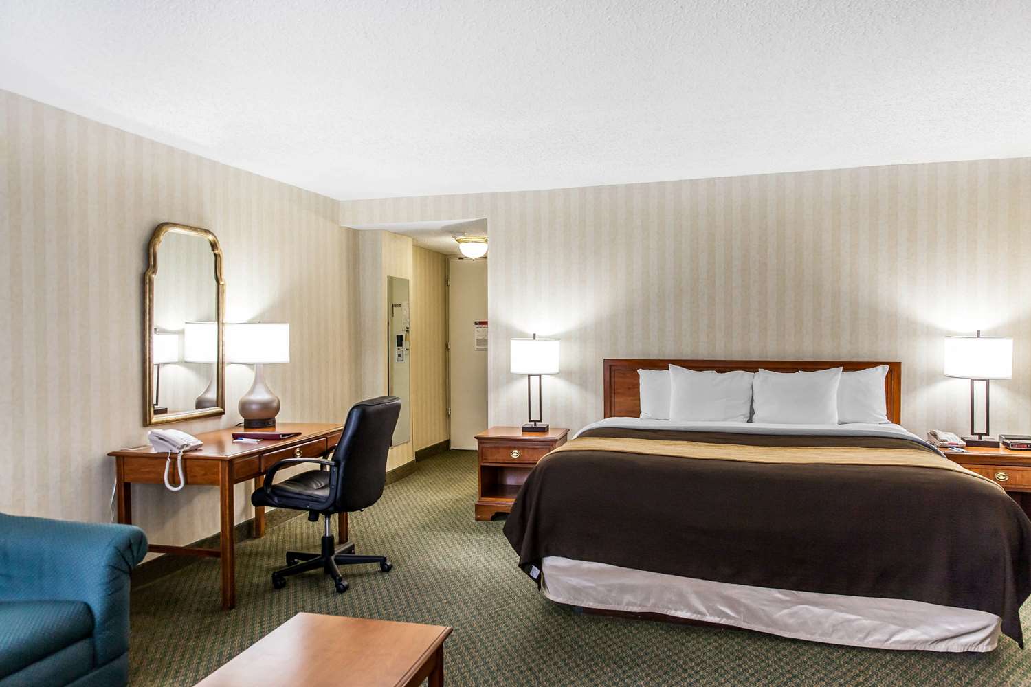 Comfort Inn Pentagon City 4/16
