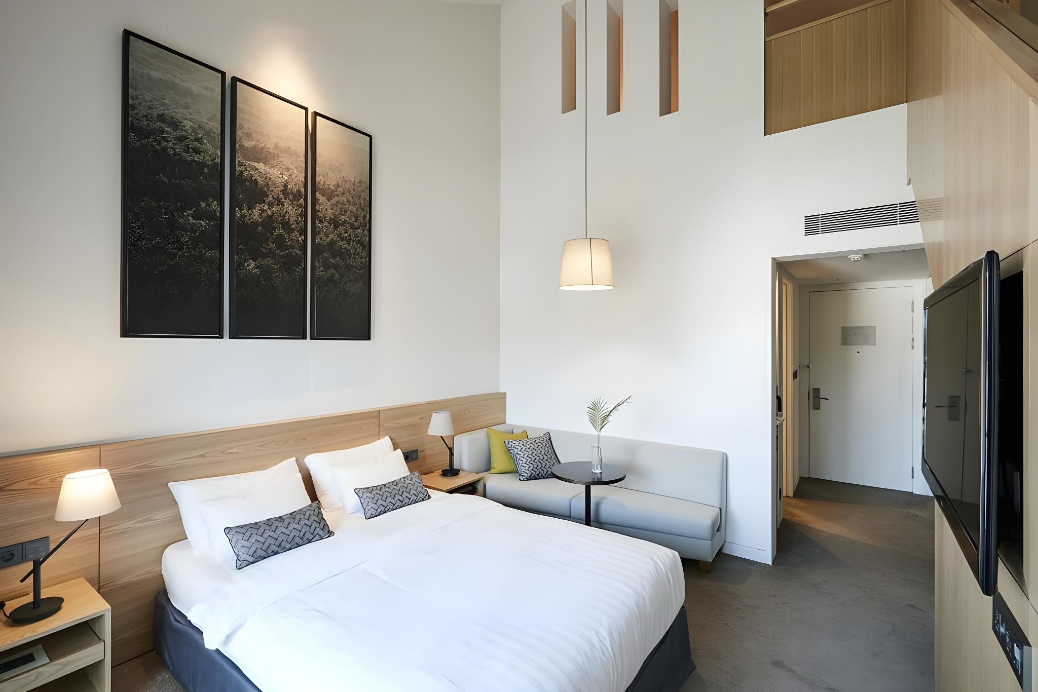 Duplex, 2 Double Beds, Pool Deck
