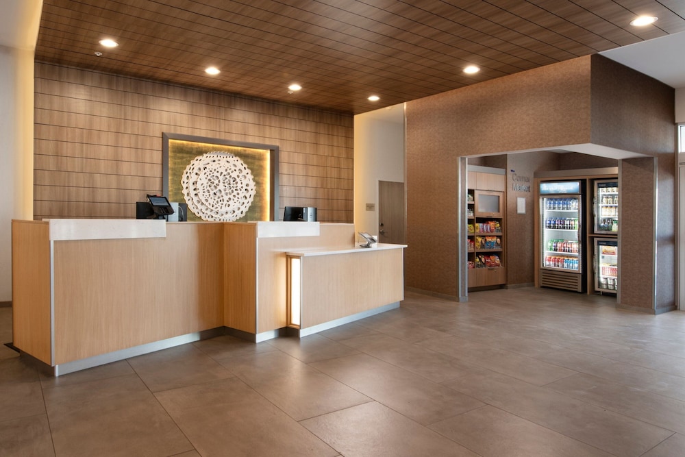 Fairfield Inn & Suites Dallas East 2/22