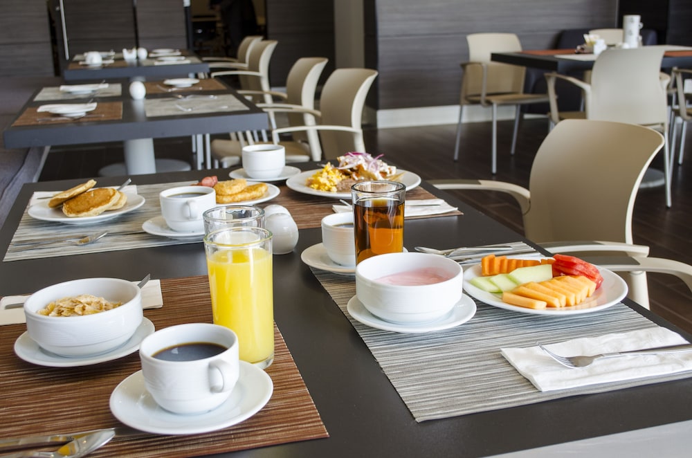 Casa Inn Galerias Hotel 48/64