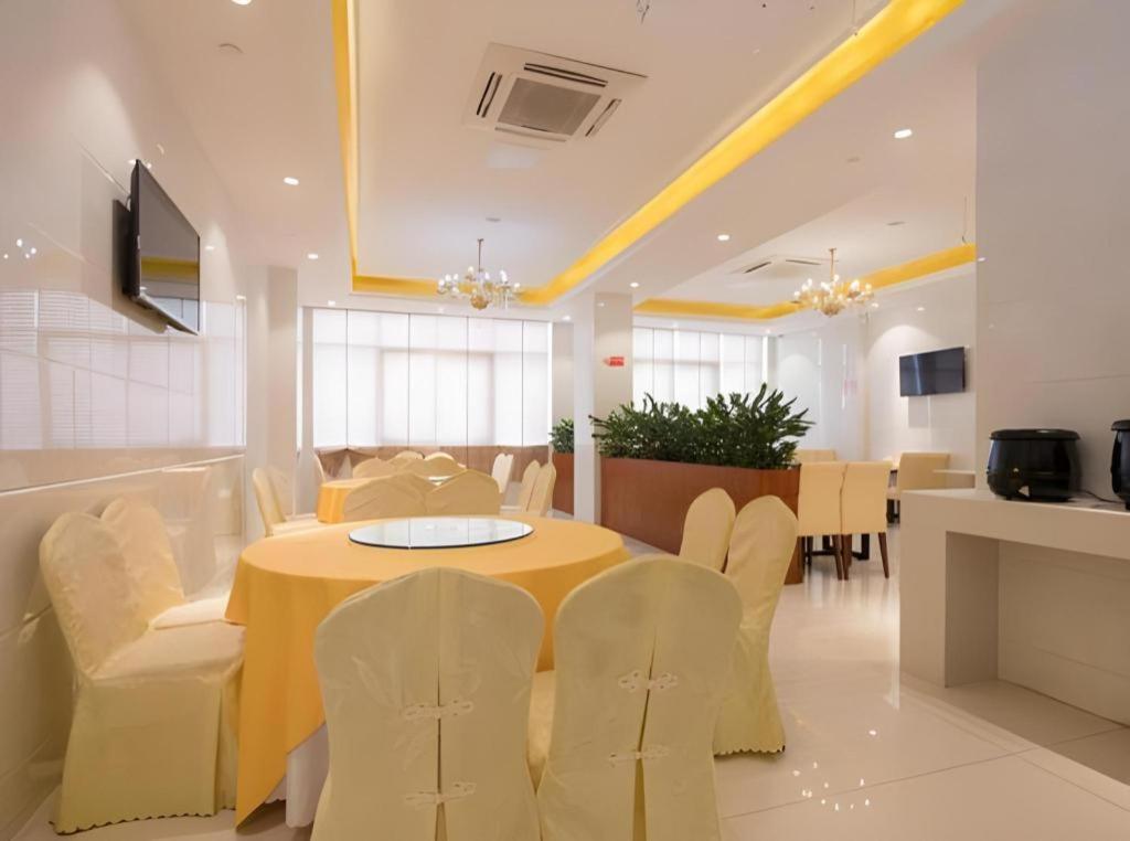 Vienna Hotel (Shenzhen Baifu City) 40/47