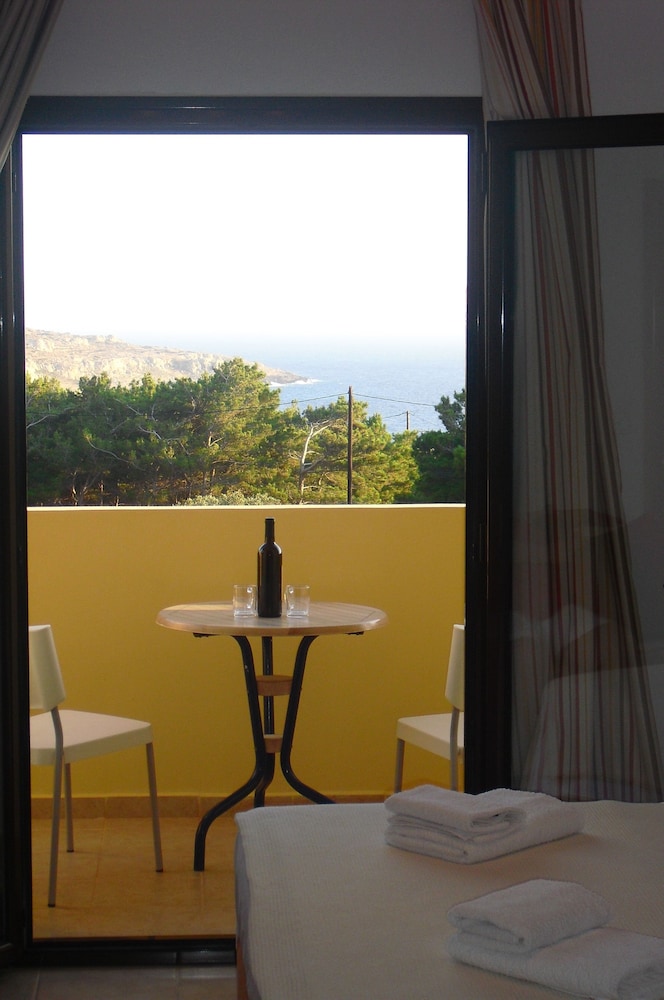 Miraluna Hotel 27/50