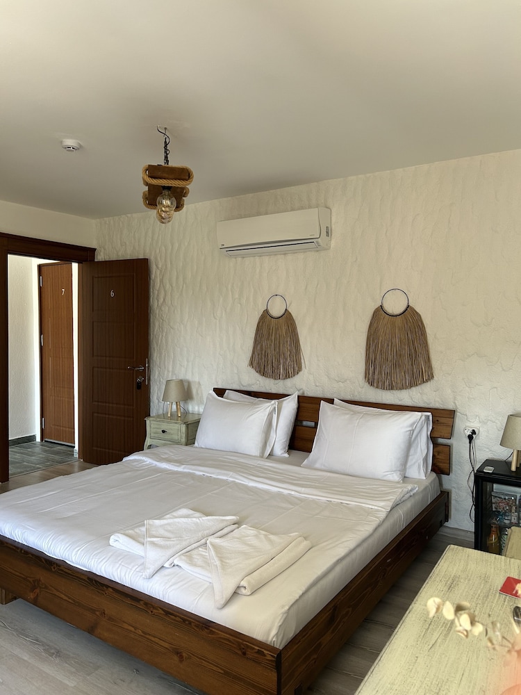 Pupa Alacati Butik Otel 13/43