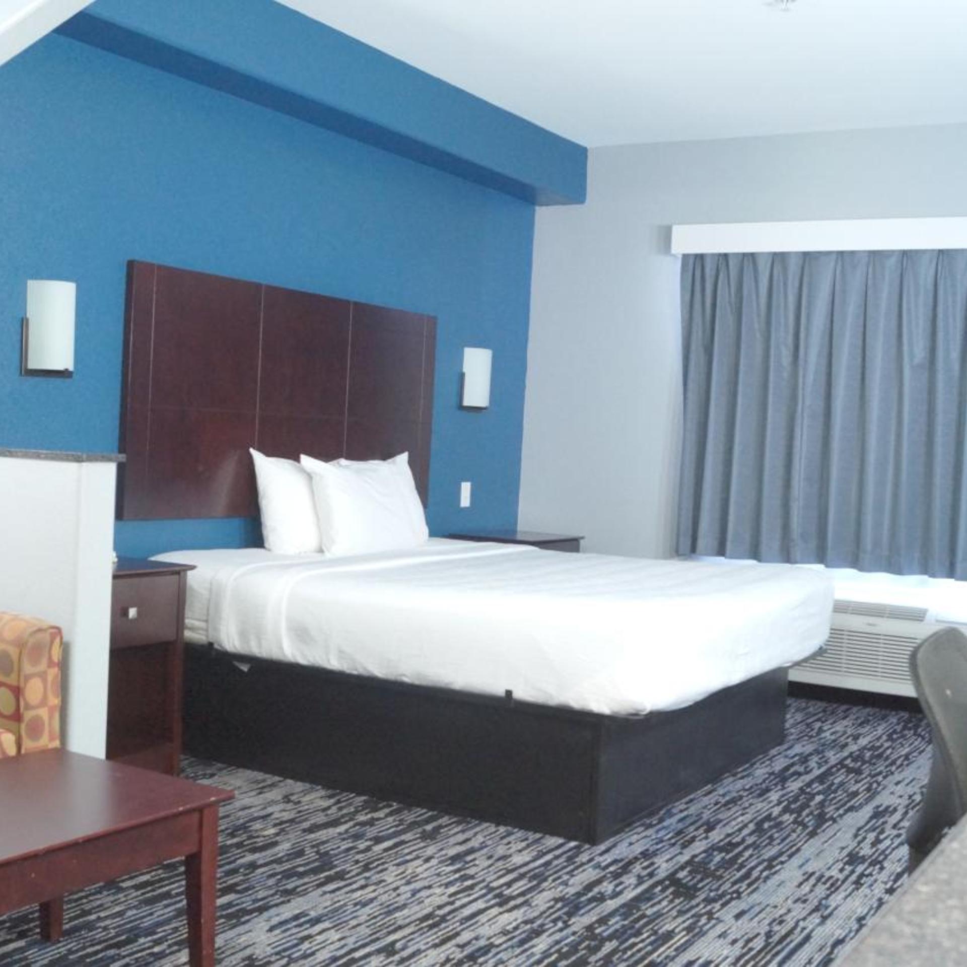 Room, King Bed
