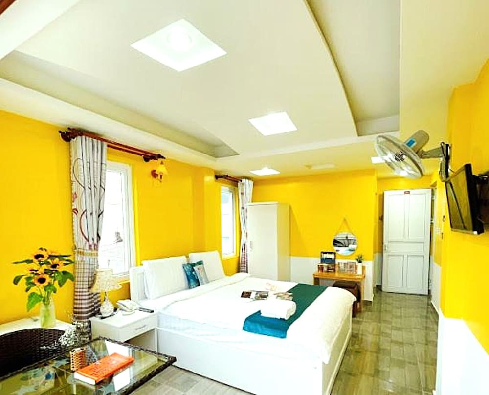 Hai Long Vuong Hotel 15/80
