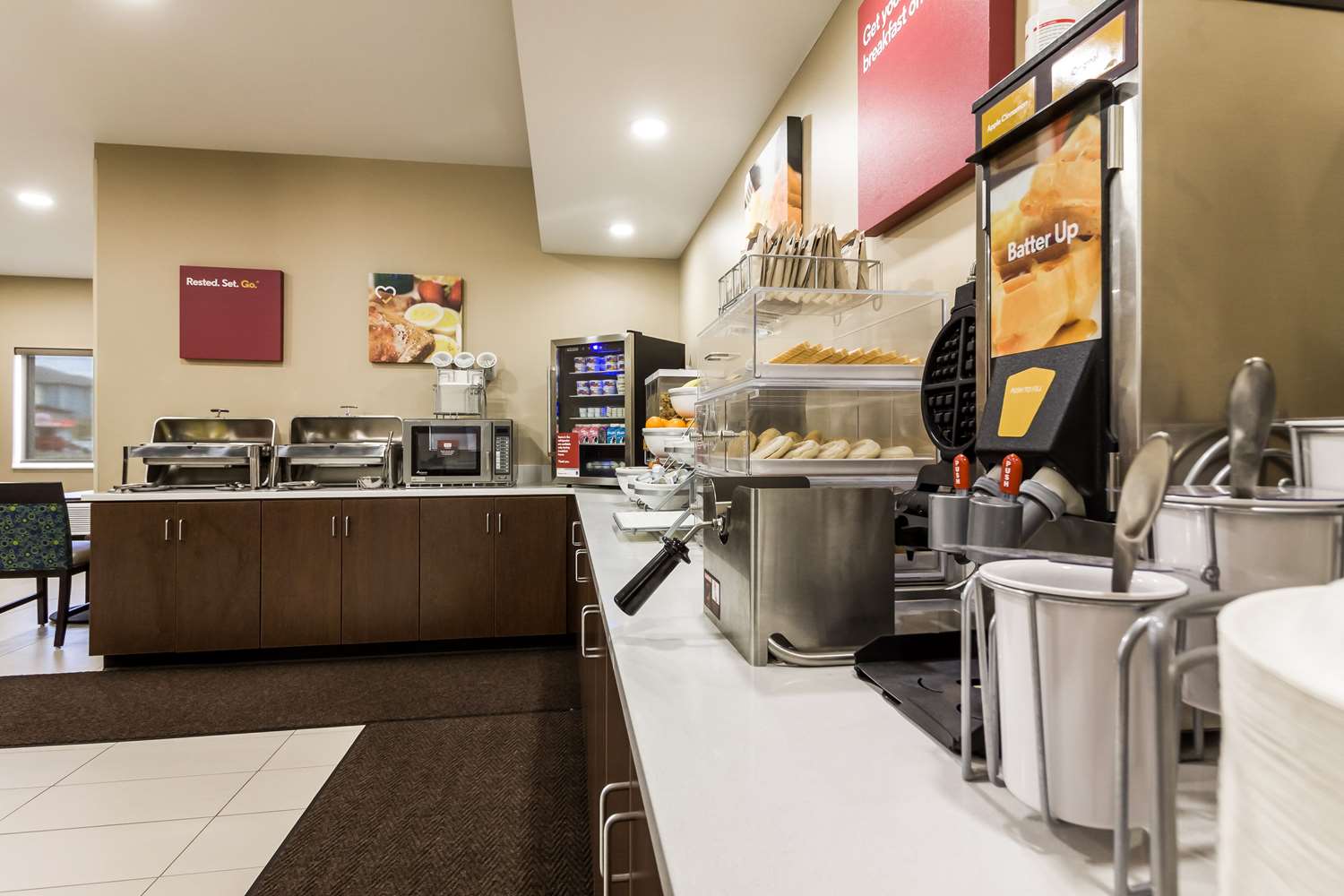 Comfort Suites Sioux Falls Mall District SD 28/32