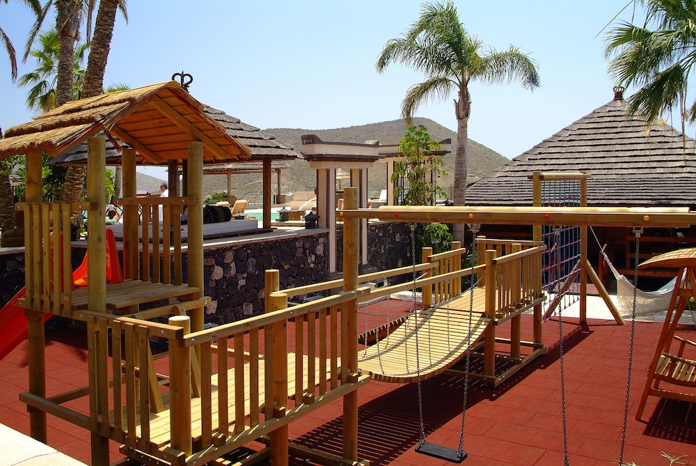 Regency Country Club Hotel in CHAYOFA