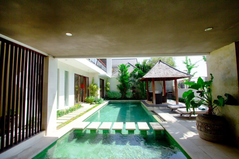 Apple Villa And Apartment 43/50