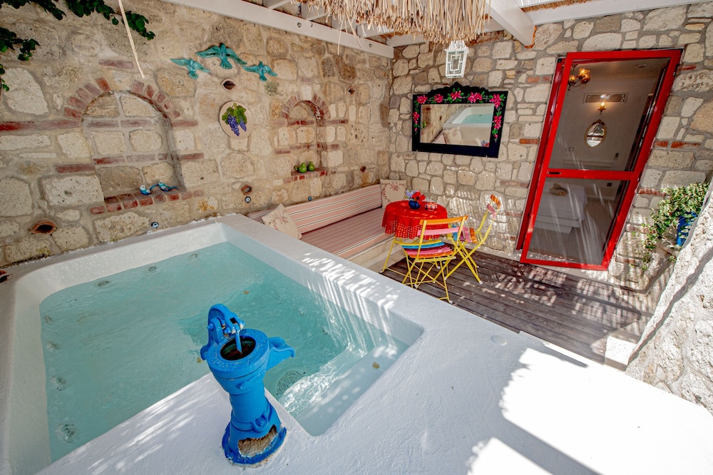 Villa Taraca Alacati Romantik Hotel 37/50