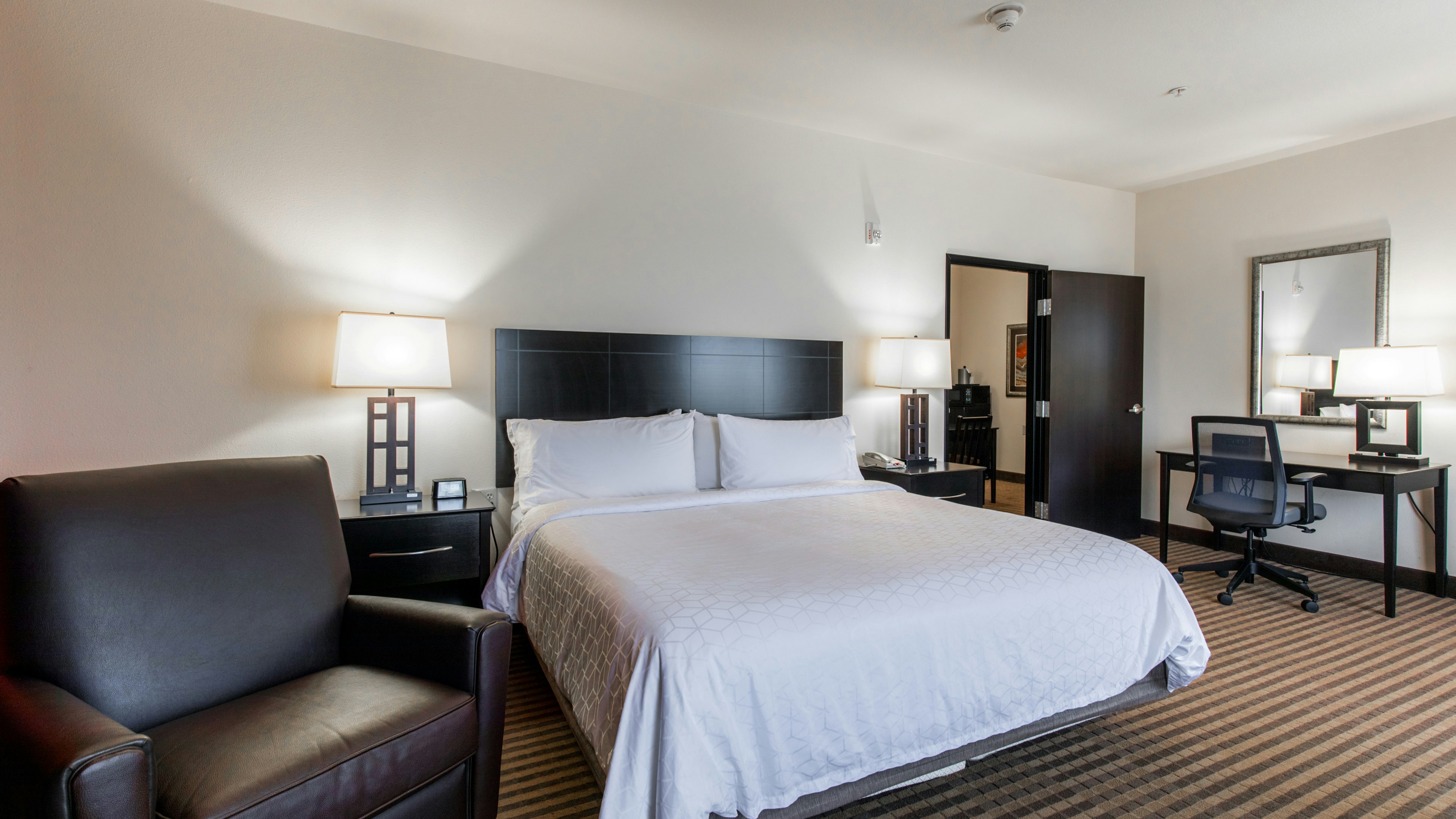 Holiday Inn Express Hotel Suites Oklahoma City Nw Quail Springs 29/76