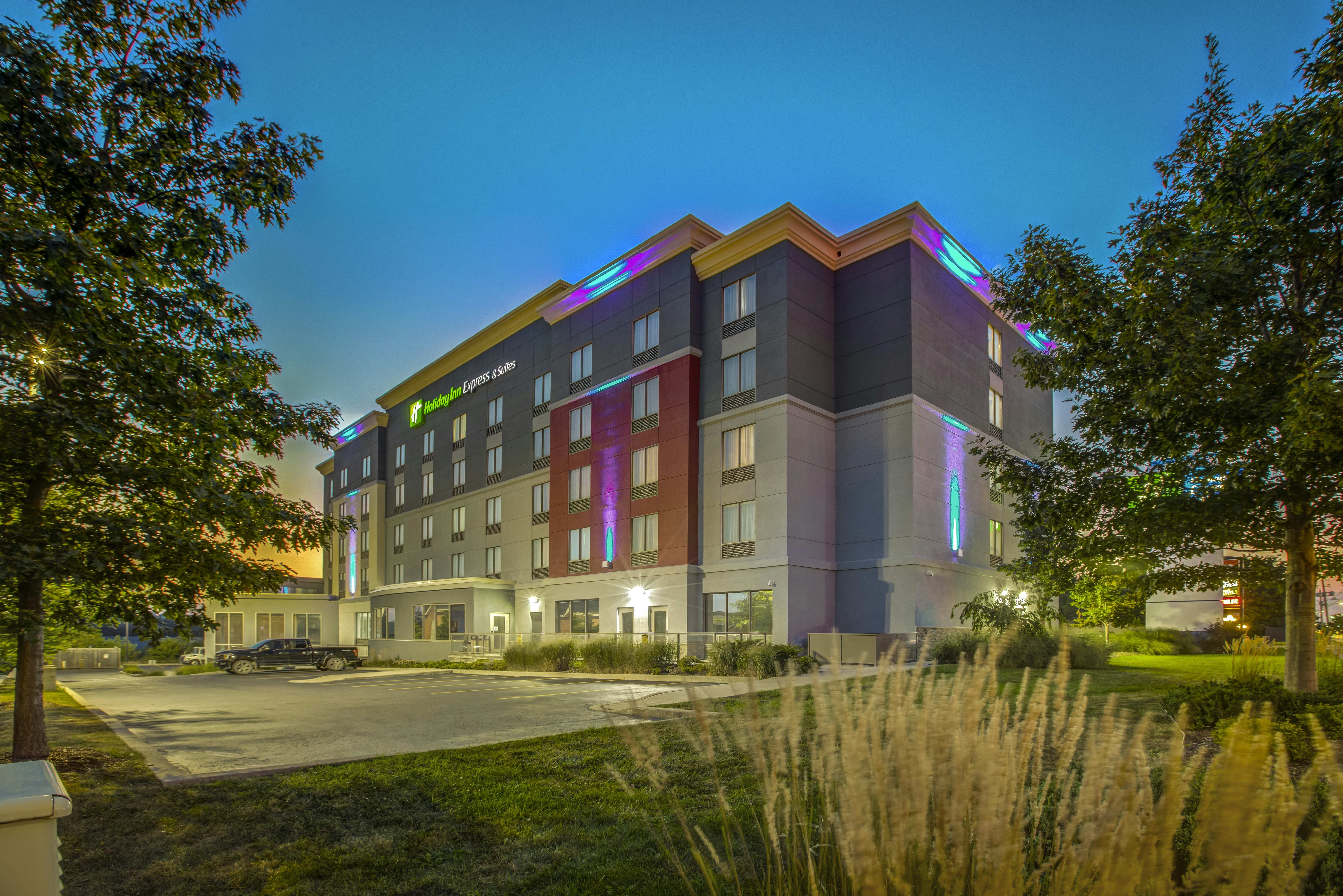Holiday Inn Express Hotel Suites Woodstock South 2/67