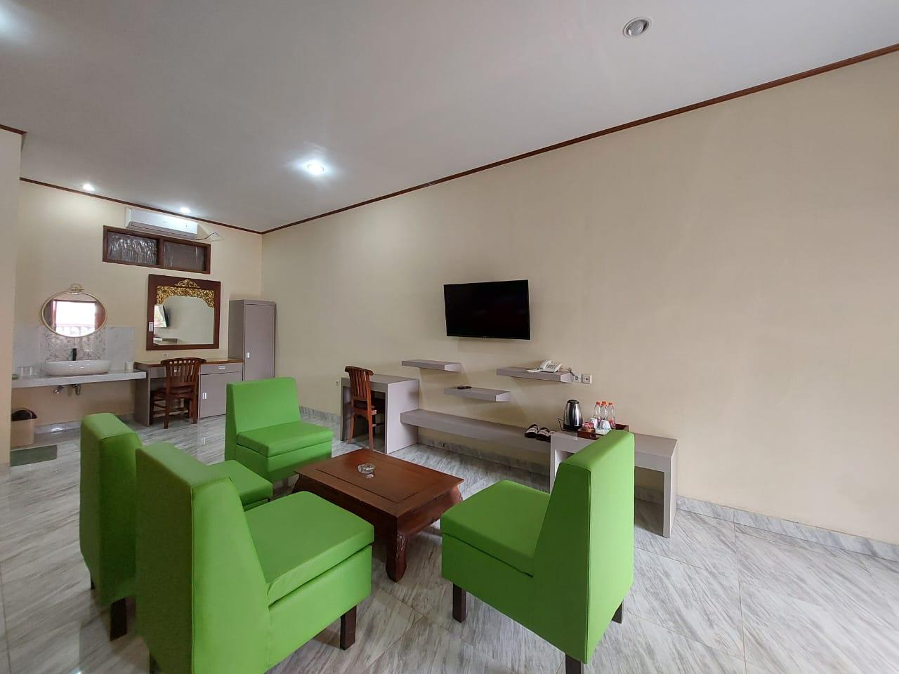 Taman Teratai Hotel 27/50