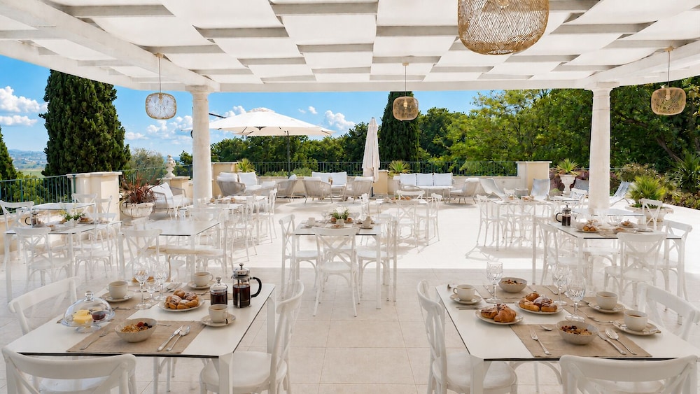 AHG Golf Hotel Porta del Sole 63/85