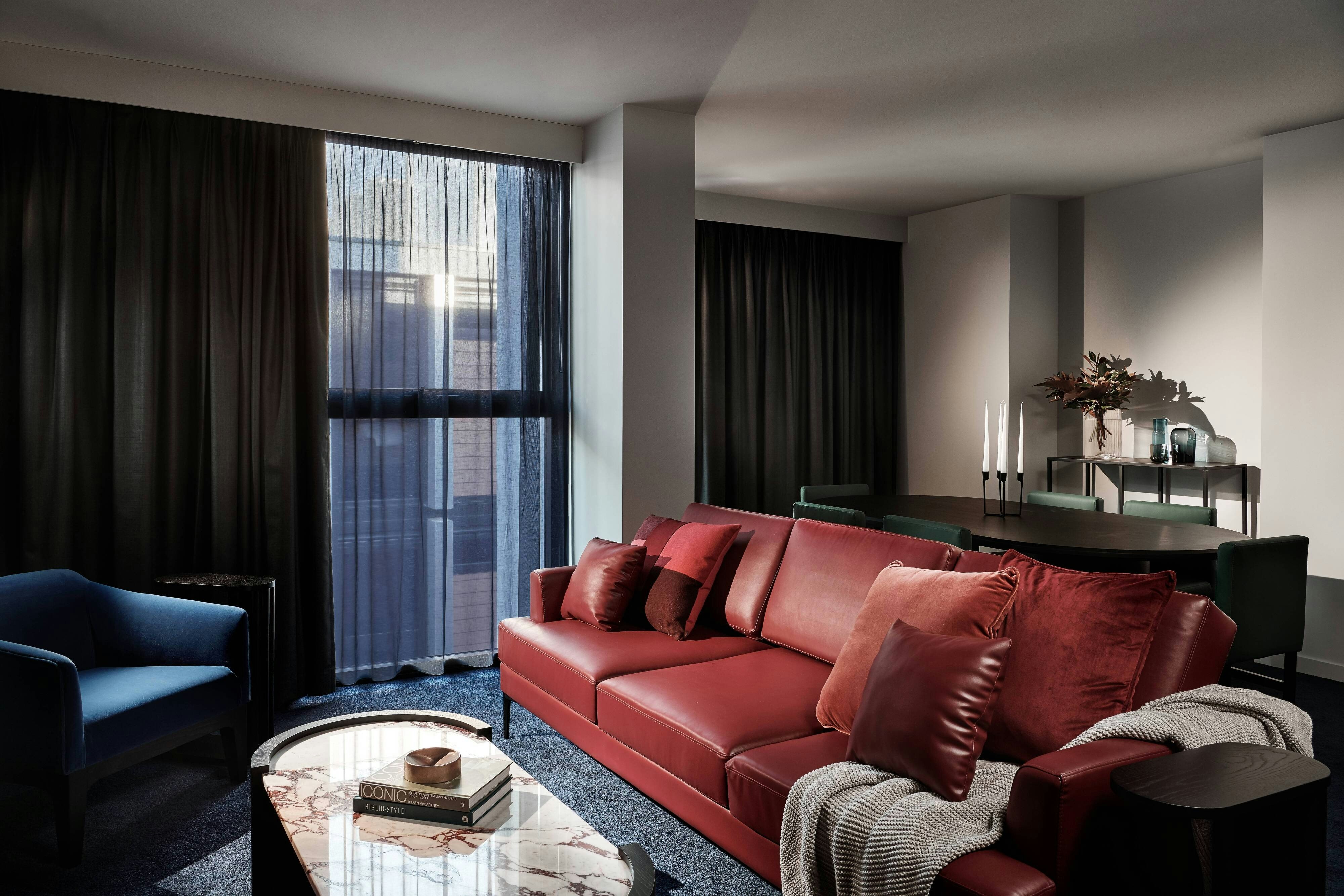 Midnight Hotel Autograph Collection 13/27